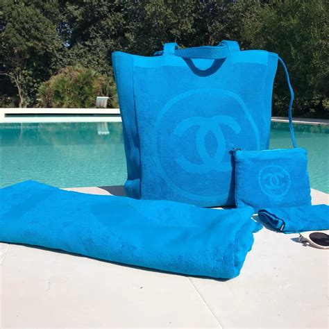 borsa chanel imitazione plastica mare